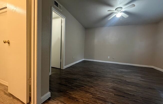 1 bed, 1 bath, 725 sqft, $1,200, Unit 1006