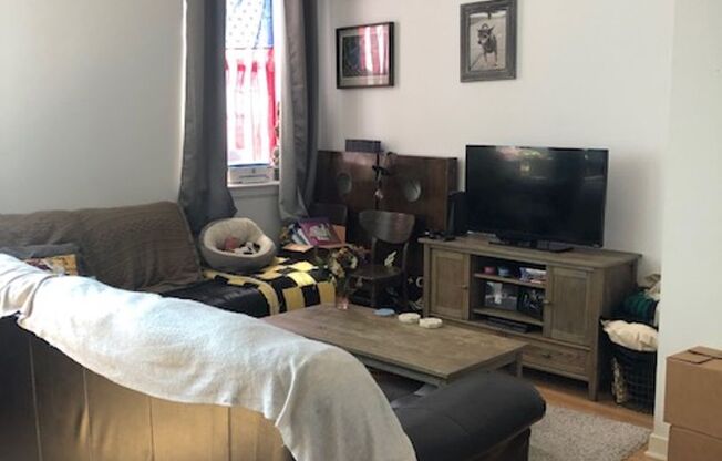 1 bed, 1 bath, 600 sqft, $1,499, Unit 218