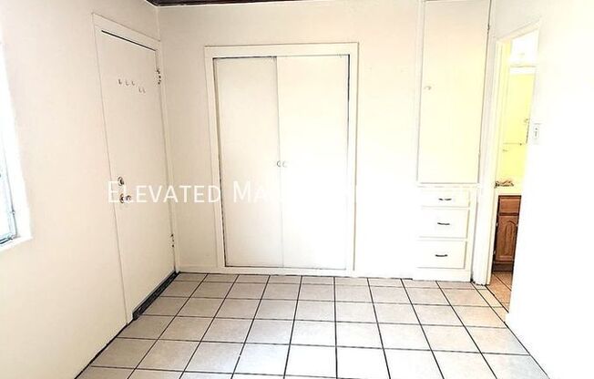1024 ALVARADO DR SE