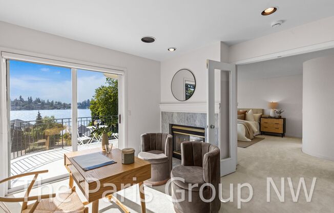 Stunning 3 Story Kirkland Water View Home * Central A/C * Pristine * Ideal Location