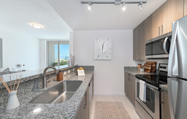 2 beds, 2 baths, 986 sqft, $2,400, Unit 705