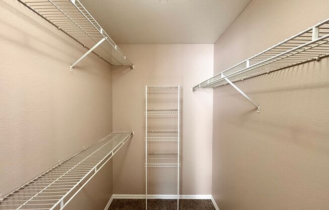 1 bed, 1 bath, 747 sqft, $1,375, Unit 315