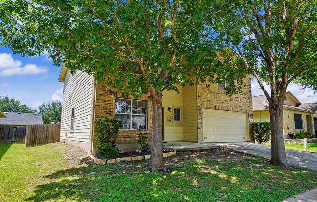 Spacious Cibolo Home Near Steele High School - Realtor Commission: $500
