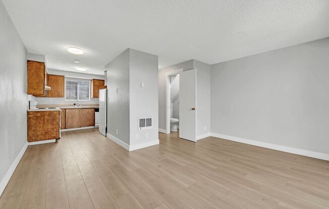 2 beds, 1.5 baths, 750 sqft, $1,395, Unit 37