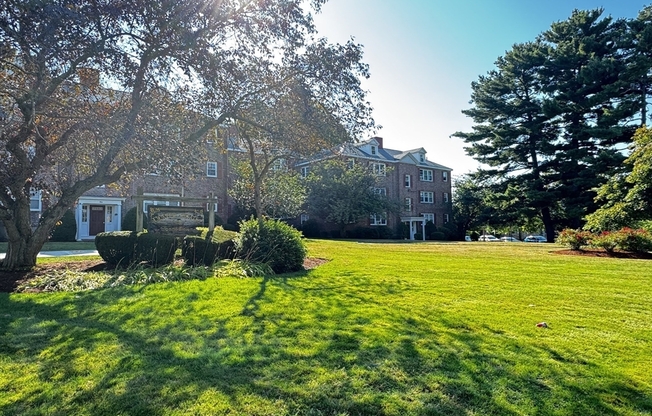 1 DEXTER ST
