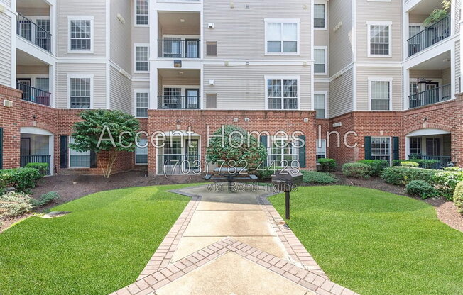1 bed, 1 bath, 829 sqft, $2,000, Unit 193