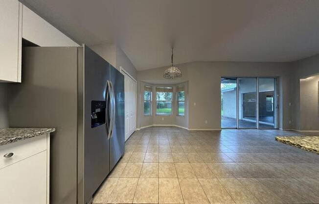 4768 RIDGEMOOR CIR