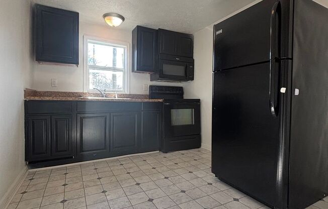 2 beds, 1 bath, $850