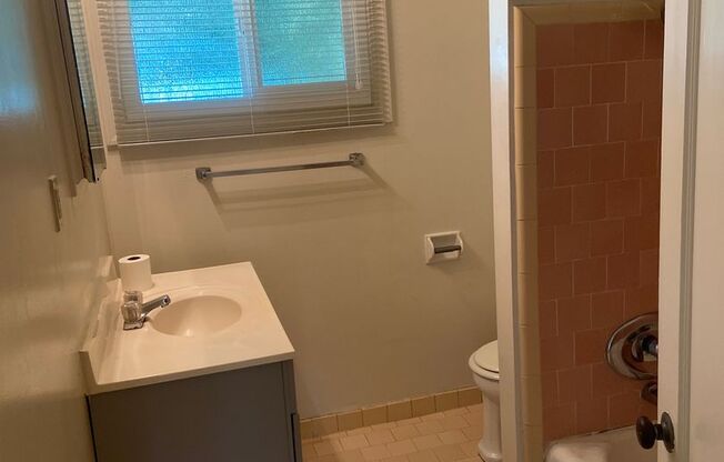 1 bed, 1 bath, $1,750