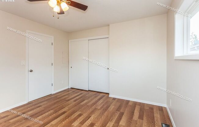 3 beds, 1 bath, $2,400