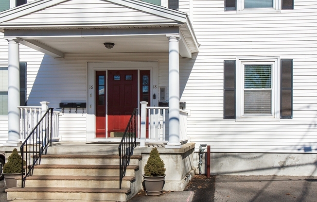 18 HUNT ST