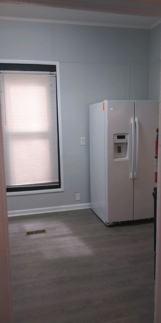 Awesome Renovated 2 Bedroom 1 Bath House For Rent.  Amazing Location!!!!!!