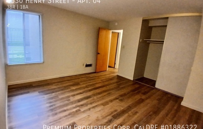 1530 HENRY ST