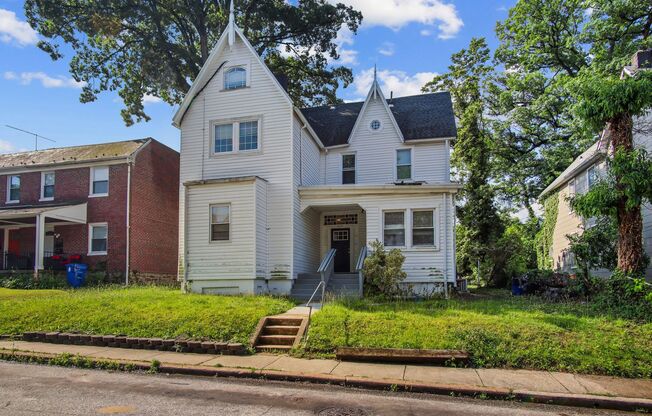 619 Parkwyrth Ave