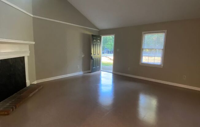 111/113 Loblolly Dr