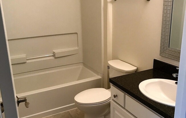 2 beds, 2 baths, 1,190 sqft, $1,470, Unit 5403LLS #92