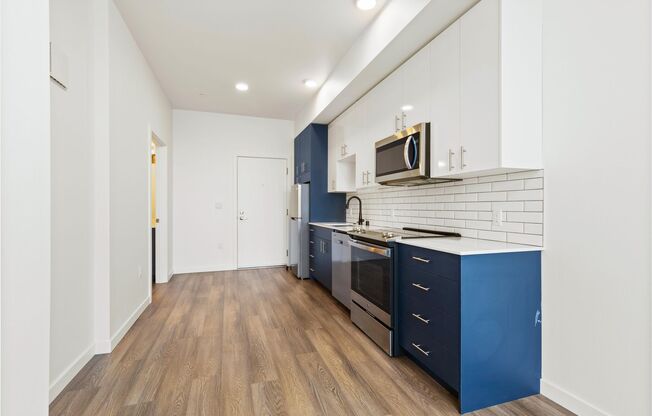 1 bed, 1 bath, 414 sqft, $1,695, Unit 101