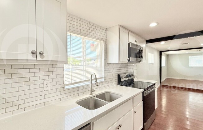 4448 S 3 ST