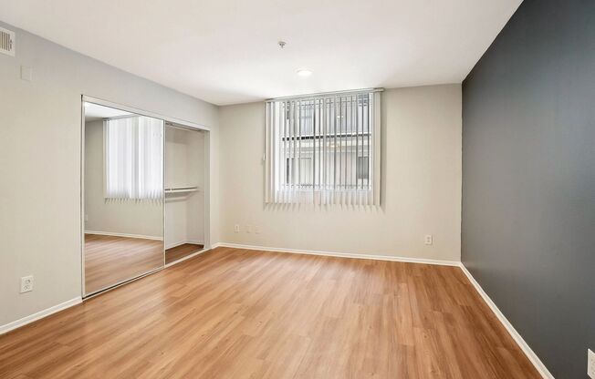 1 bed, 1 bath, 700 sqft, $1,748, Unit 214