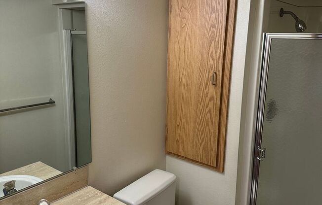 2 beds, 1 bath, 763 sqft, $1,350, Unit 2426-08
