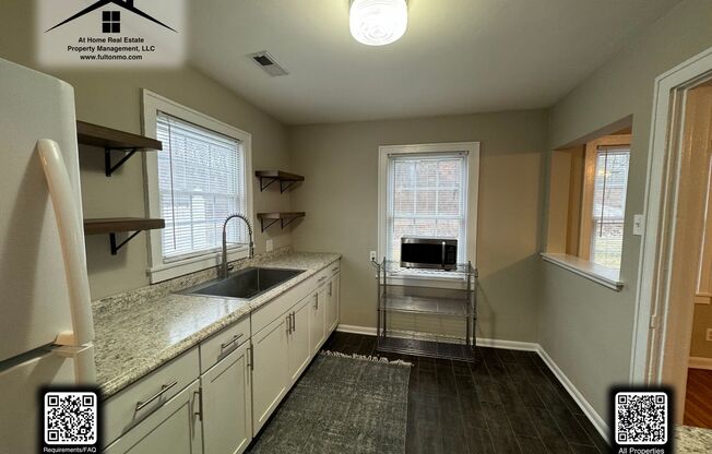 2 beds, 1 bath, $1,100