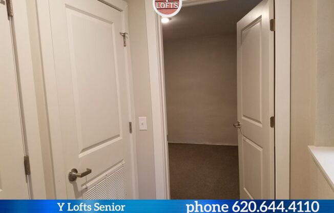 2 beds, 1 bath, 1,119 sqft, $985, Unit 018