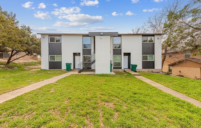 Fully Renovated 2bed 1 bath Apartment in Harker Heights - Fridge Included!
