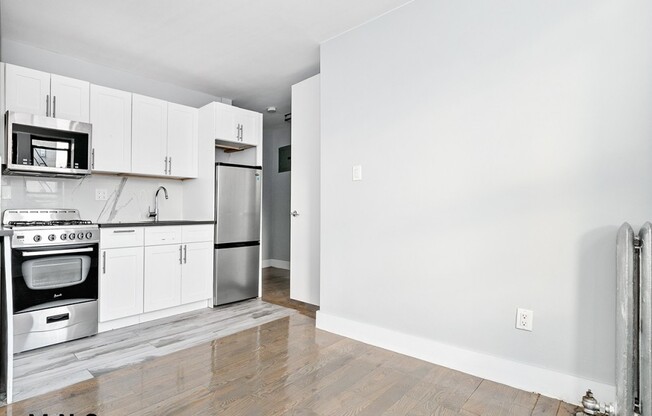 1 bed, 1 bath, $2,550, Unit 4-C