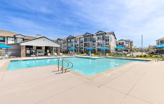 the swimming pool at the preserve at polk apartments