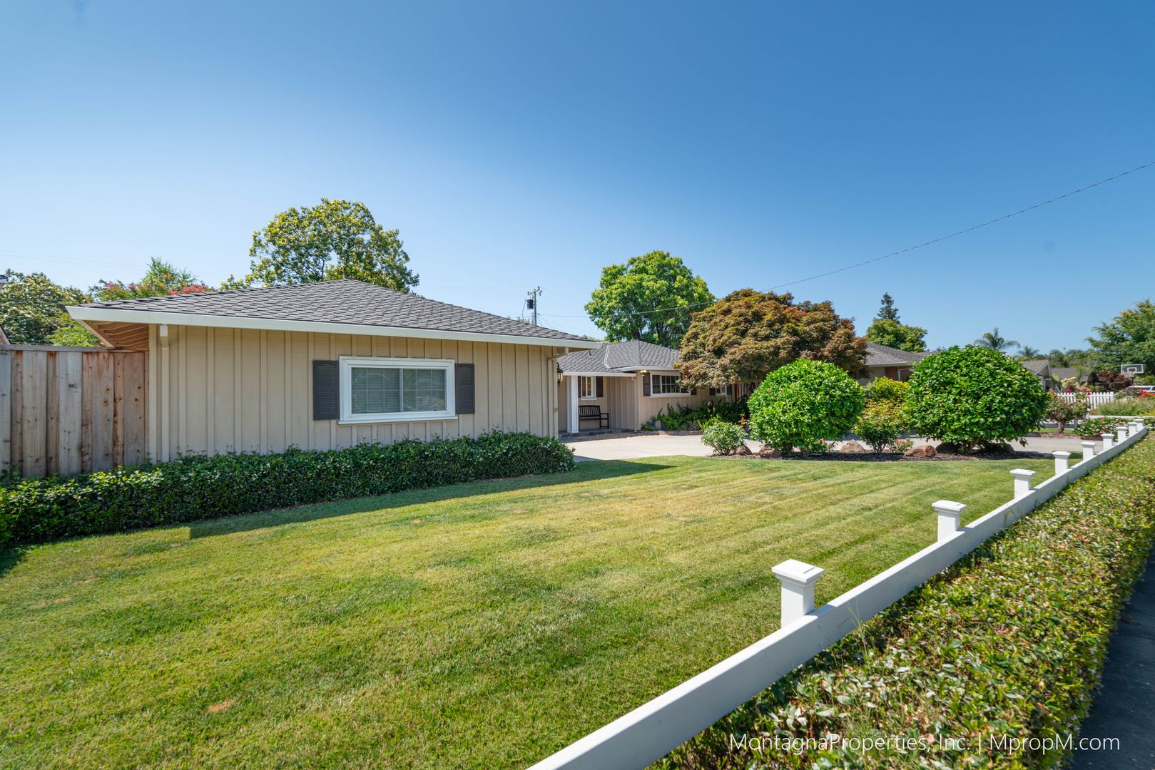 Remodeled single story Willow Glen home with hardwood floors, 2 car garage and AC!