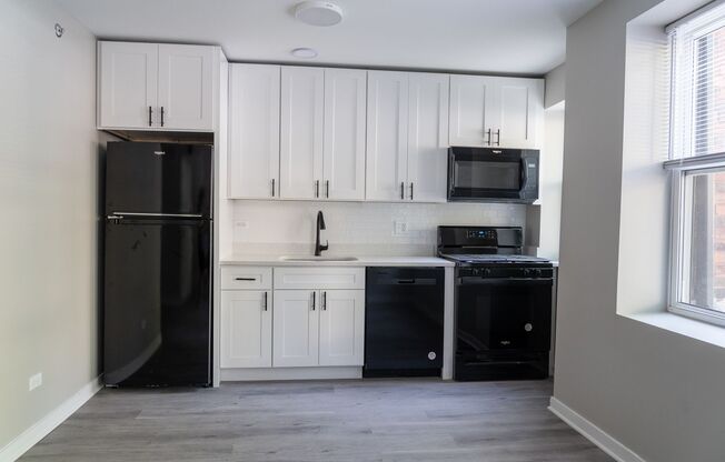 1 bed, 1 bath, 400 sqft, $1,475, Unit 3055-B03