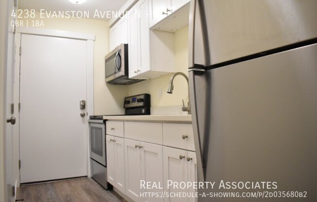 4238 Evanston Avenue N