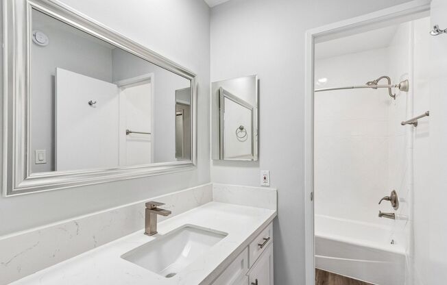 1 bed, 1 bath, 695 sqft, $1,798, Unit 402