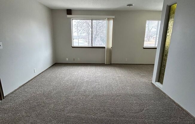 Eleganz Rentals (4619 N 56th Street)