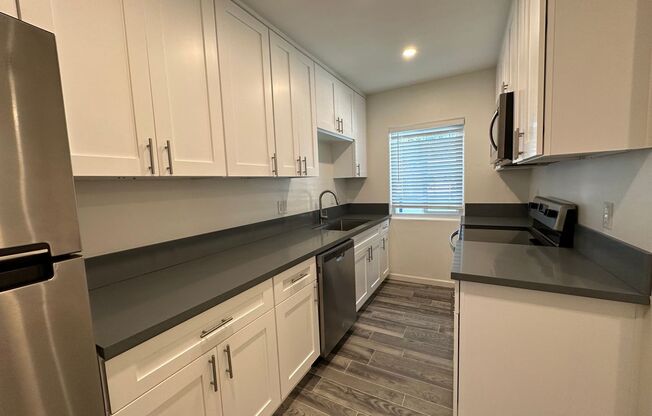 1 bed, 1 bath, 450 sqft, $2,375, Unit 20