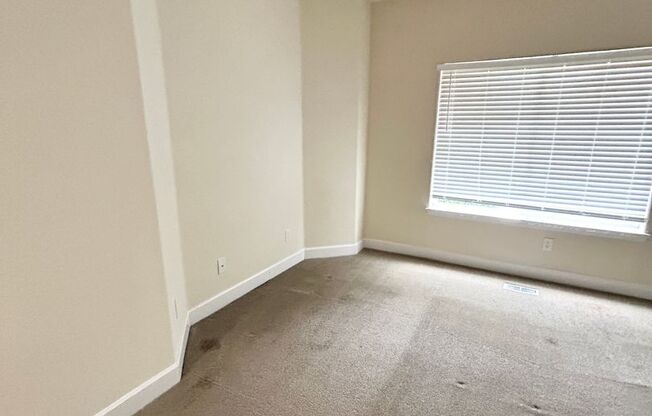 Elegant 3 Bed + Loft + Bonus End Unit in Rosewood Commons – 3-Car Garage, A/C, Prime Location