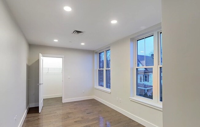 2 beds, 2 baths, 1,080 sqft, $3,900, Unit 201