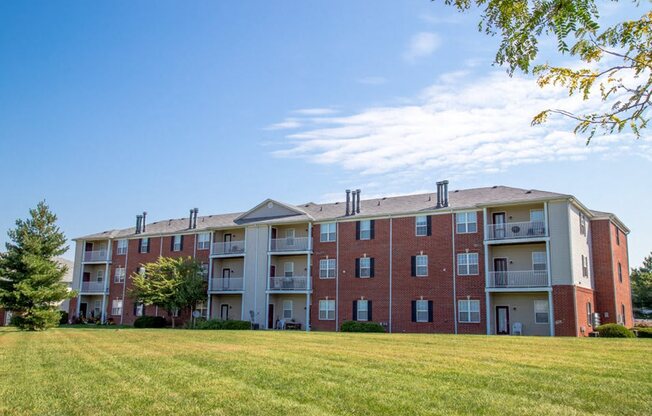 1 Bedroom Apartments, 2 Bedroom Apartments, 3 Bedroom Apartments In Louisville, Champion Farms Apartments in Louisville