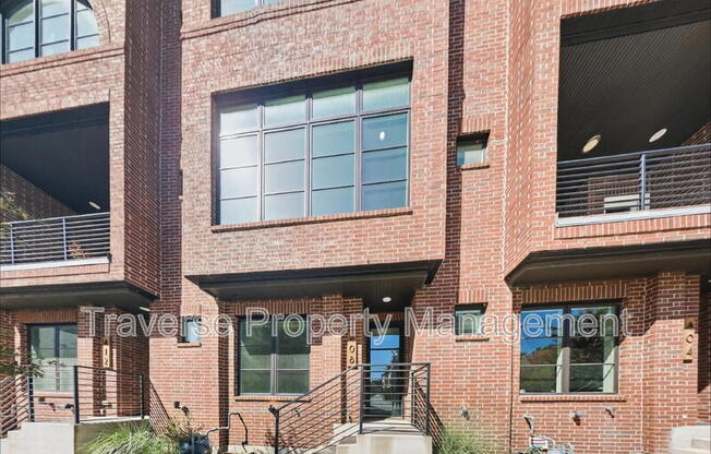 408 RAYNER AVE