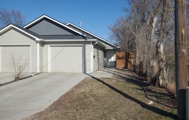 1019 N Spruce #100