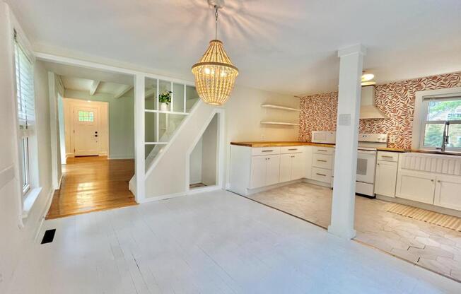 52 OLD DENNETT RD