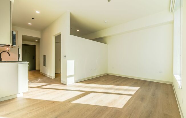 1 bed, 1 bath, 389 sqft, $2,575, Unit 309