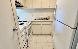 2 beds, 2 baths, $3,000, Unit # 320