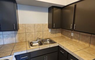 2 beds, 2 baths, 875 sqft, $899, Unit 206