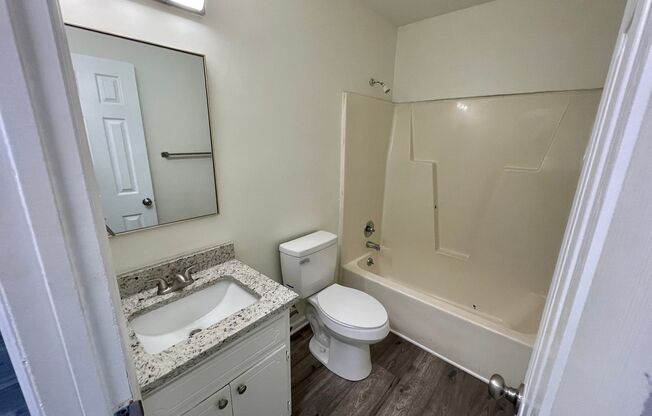 See This Renovated 2 Bedroom In Green Oaks!