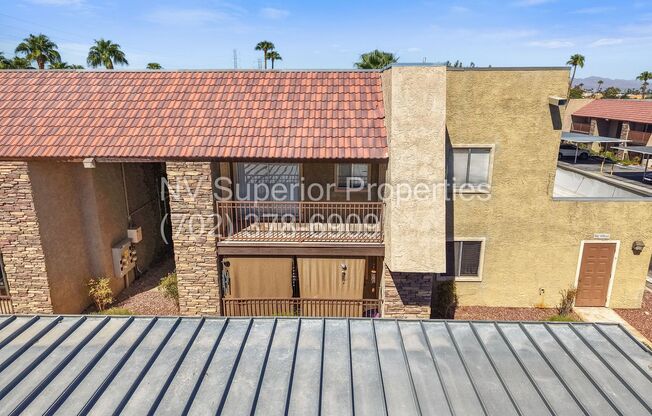 SW!! Guard Gated!! Clubhouse, Community Pools, Spa, Exercise room, Tennis Courts, Parks. Upstairs unit!! New Luxury Vinyl Plank Floors!!! No Carpet!!!!