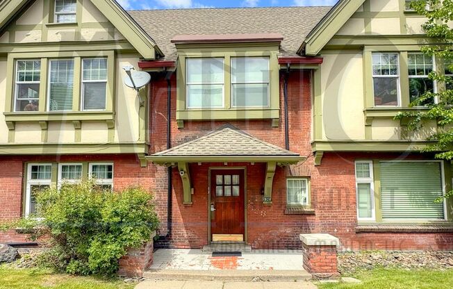 07th Ave 928 W*