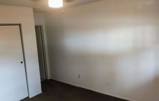 1 bed, 1 bath, 700 sqft, $900