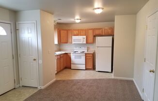 3 beds, 2 baths, 930 sqft, $1,200, Unit Apt A