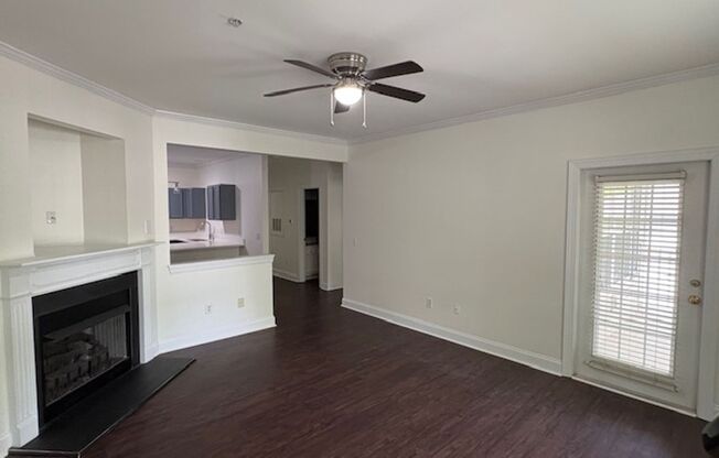 Renovated Cornelius Condo | Two Covered Balconies | Walk to Downtown & Antiquity | Lake Norman Area